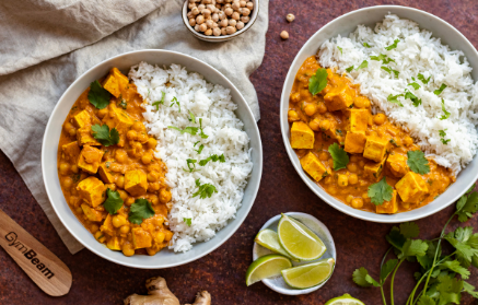 Fitness recept: vegán curry tofuval és csicseriborsóval